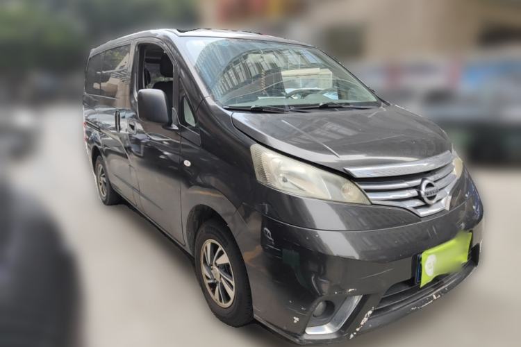 Used Nissan NV200 2016 1.6L CVT Deluxe Model Front Right 45 Deg