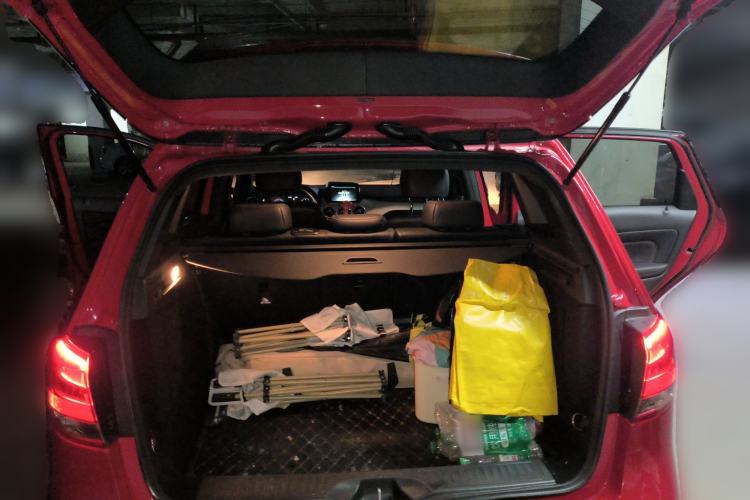 Used Mercedes-Benz B-Class 2017 B 200 Sport Edition Trunk