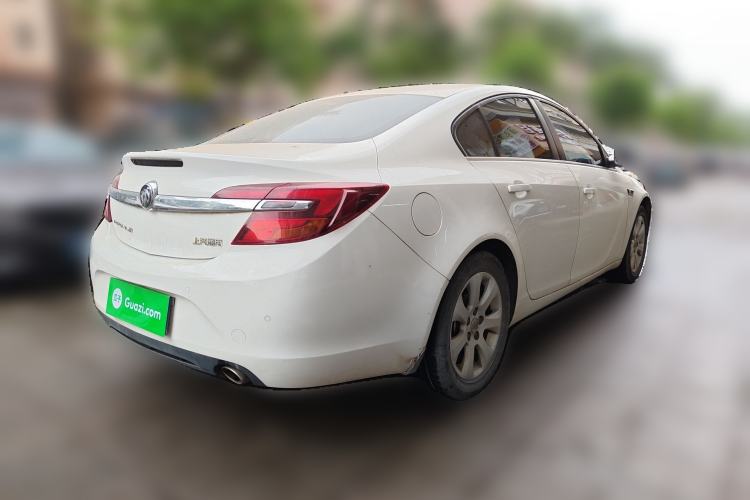 Used Buick Regal 2015 1.6T Leading Technology Model Rear Right 45 Deg