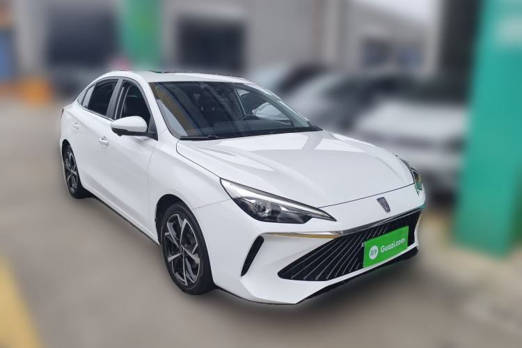 Used Roewe i5 2023 1.5L CVT Luxury Edition Front Right 45 Deg