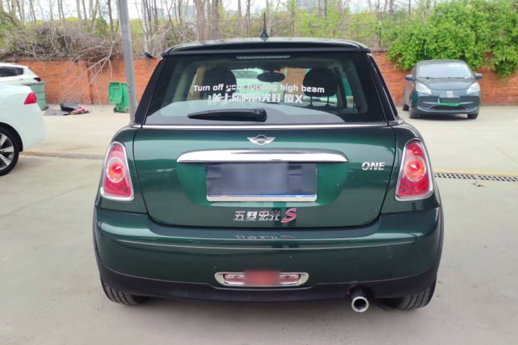Used MINI 2011 1.6L ONE
