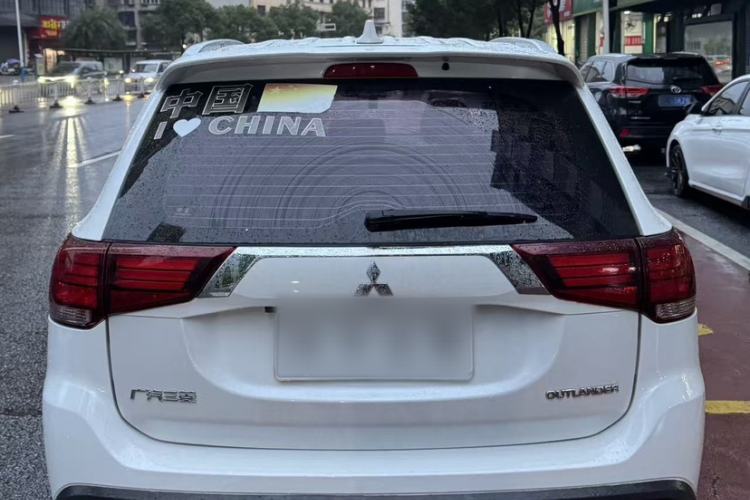 Used Mitsubishi Outlander 2019 2.0L Two-Wheel Drive Comfort Edition 5 Seats China VI Standard