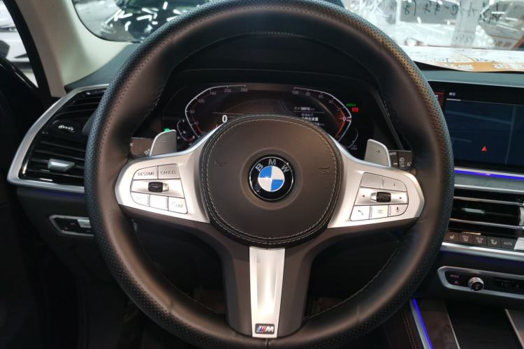 Used BMW X5 2022 Restyled xDrive 30Li Luxury Version M Sport Package