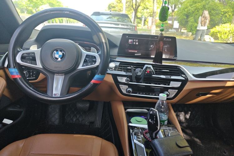 Used BMW 5 Series 2020 530Li Leading Model M Sport Package