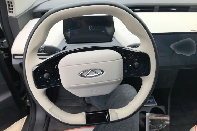 Used Chery Little Ant 2024 Youth Edition 321km Only Love Version 29.23 kWh Steering Wheel