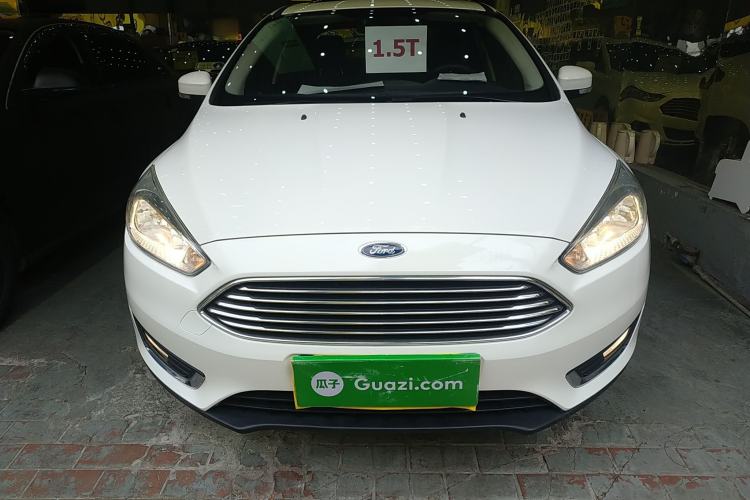 Used Ford Focus 2017 Sedan EcoBoost 180 Automatic Elite Model
