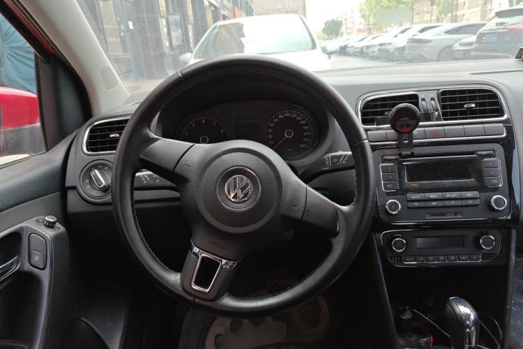 Used Volkswagen Polo 2013 1.6L Automatic Luxury Edition
