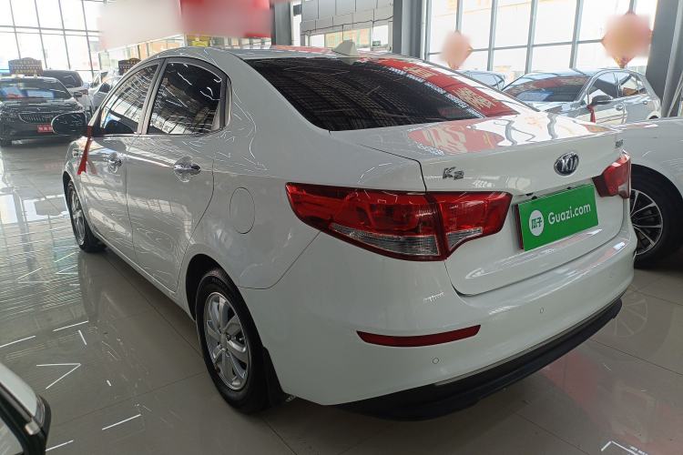 Used Kia K2 2015 Sedan 1.4L MT GLS