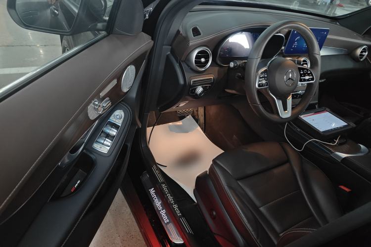 Used Mercedes-Benz GLC 2020 Facelift GLC 260 L 4MATIC Luxury Edition
