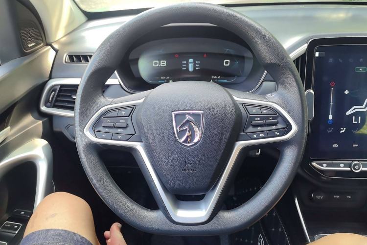 Used Baojun 530 2021 Global Car Anniversary Edition 1.5T Manual Luxury Model 6 Seats