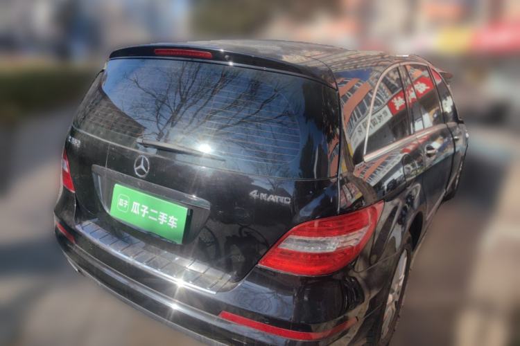 Used Mercedes-Benz R-Class 2011 R 350 L 4MATIC