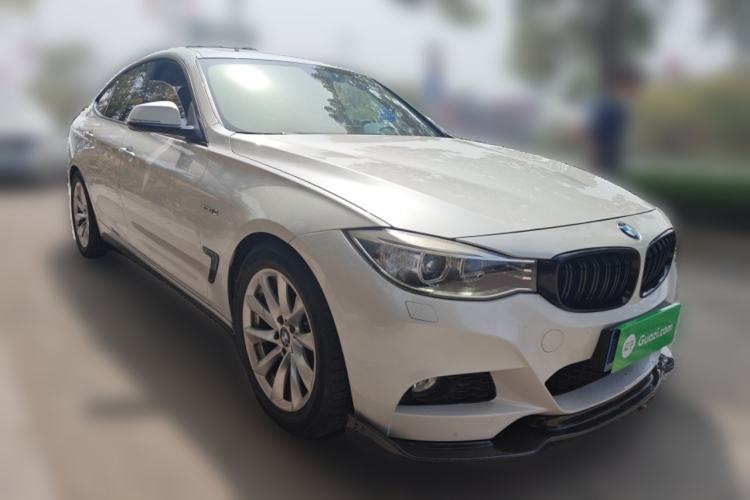 Used BMW 3 Series GT 2013 320i Sport Design Package Front Right 45 Deg