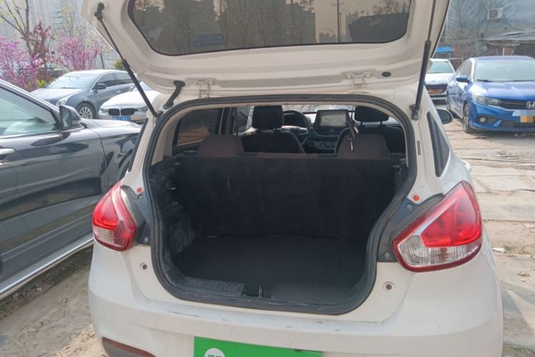 Used Baojun 310 2016 1.2L manual Comfort trim level
