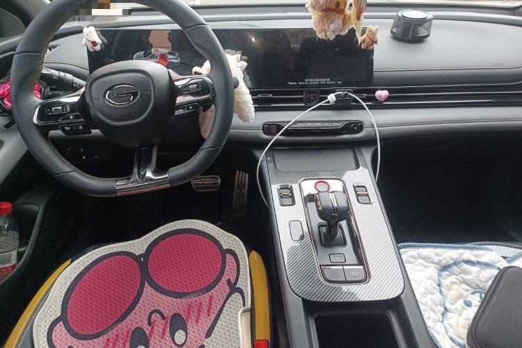 Used GAC Trumpchi EMPOW 2023 270T DCT J15 Version Center Console