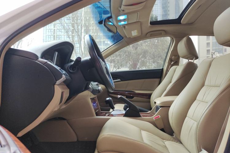 Used Honda Accord 2012 2.0L SE