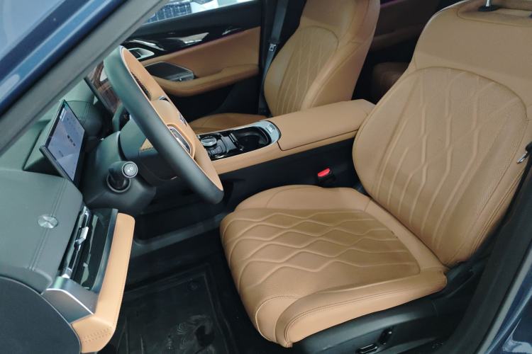 Used Geely Galaxy A7 2025 Model EM-i 150km Starship Edition Left Front Seat