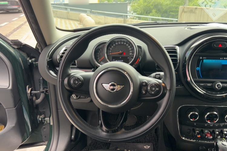 Used MINI Clubman 2016 Revised Version 1.5T COOPER Connoisseur Edition Steering Wheel