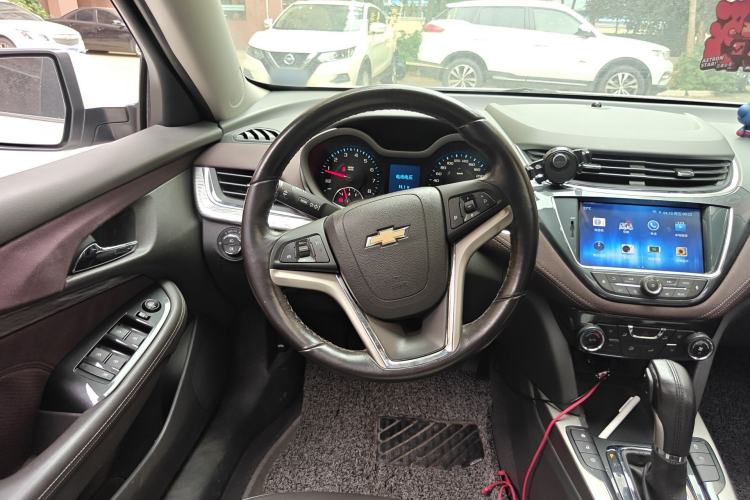 Used Chevrolet Malibu 2017 1.5T Automatic Luxury Edition Steering Wheel