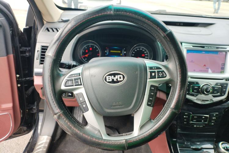 Used BYD Surui 2015 1.5L Manual Luxury Model
