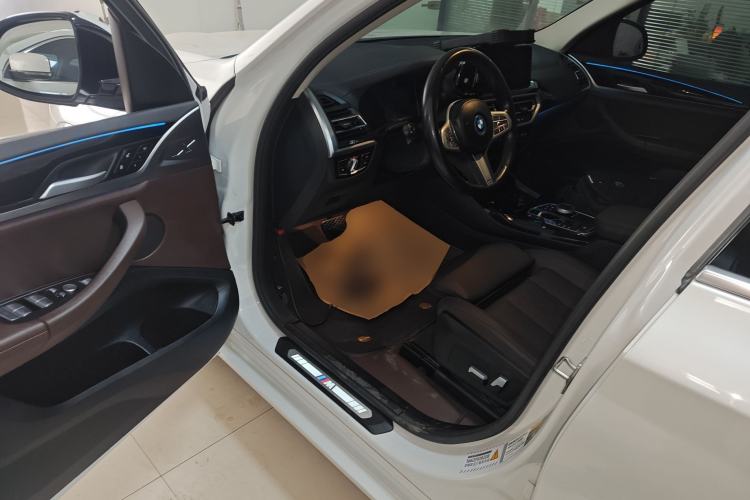 Used BMW iX3 2022 Updated Leading Version
