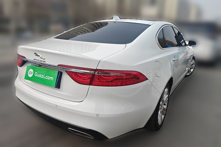 Used Jaguar XFL 2018 XFL 2.0T 250 PS Luxury Edition
