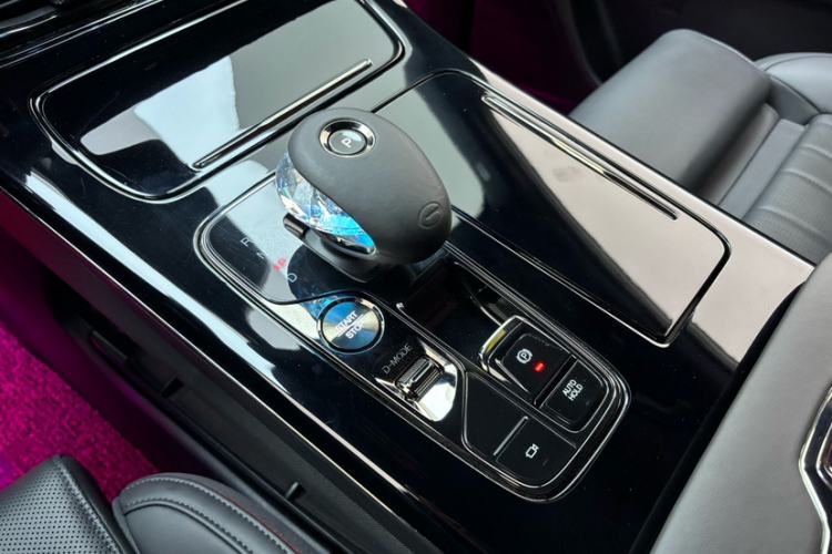 Used GAC Trumpchi M8 2025 Zongshi Series Super Hybrid Edition