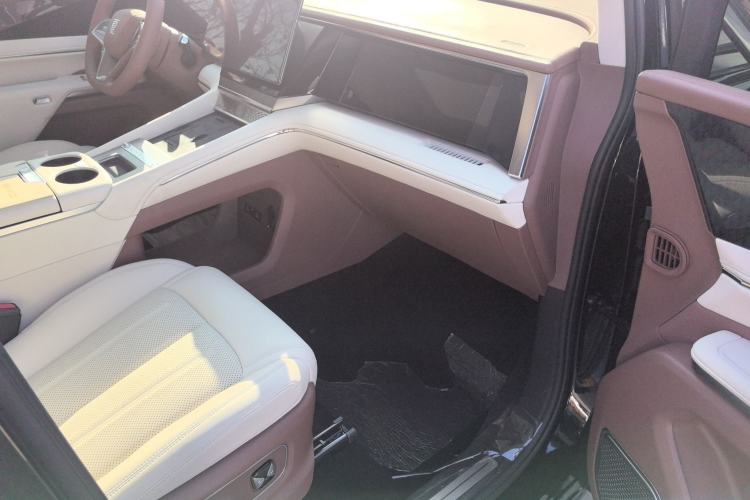 Used BYD Xia 2025 DM-i 1.5T 100km Supreme Edition
