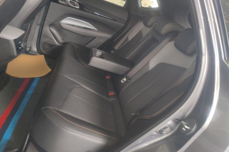 Used CHANGAN OSHAN Z6 2022 Blue Whale 1.5T DCT Smart Edition Urban Version Left Rear Seat