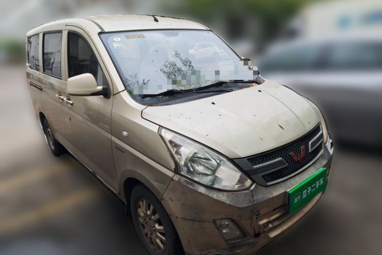 Used Wuling Rongguang V 2016 1.5L Standard Version Front Right 45 Deg