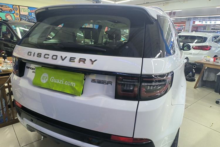 Used Land Rover Discovery Sport New Energy 2022 Facelifted P300e Plug-in Hybrid Electric Version Rear Right 45 Deg