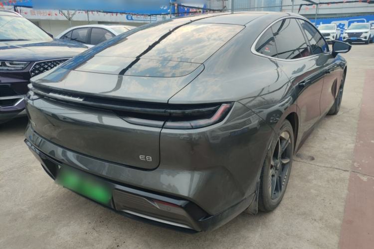 Used Geely Galaxy E8 2024 550 km Range Rear-Wheel-Drive PRO
