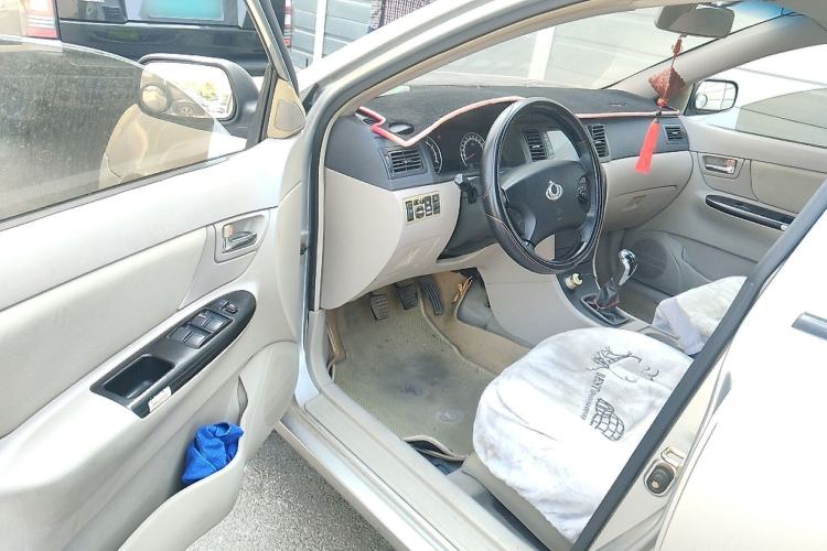 Used Geely Auto Vision 2013 1.5L Manual Comfort Model
