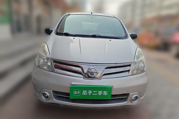 Used Nissan Livina 2010 Jingyue Edition 1.6L Manual All-Around Model
