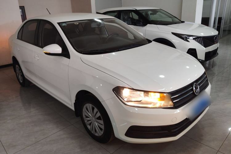 Used Volkswagen Santana 2019 1.5L Manual Fashion Edition China VI Standard Front Right 45 Deg