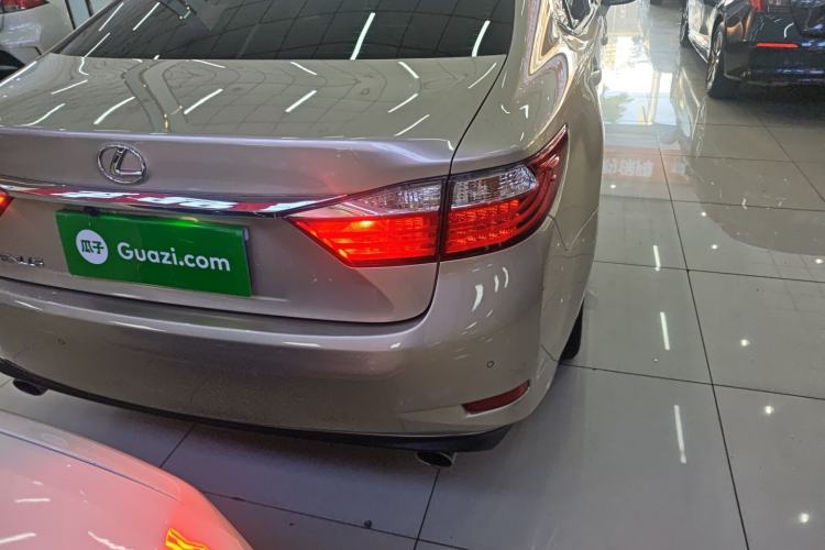 Used Lexus ES 2014 250 Elite Edition
