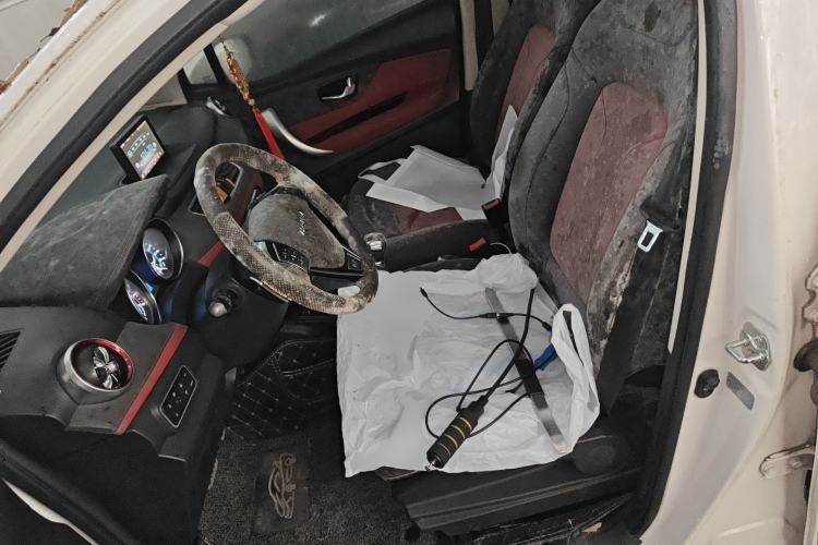 Used Haval H1 2016 Revised Version Blue Badge 1.5L AMT Luxury Edition Left Front Seat