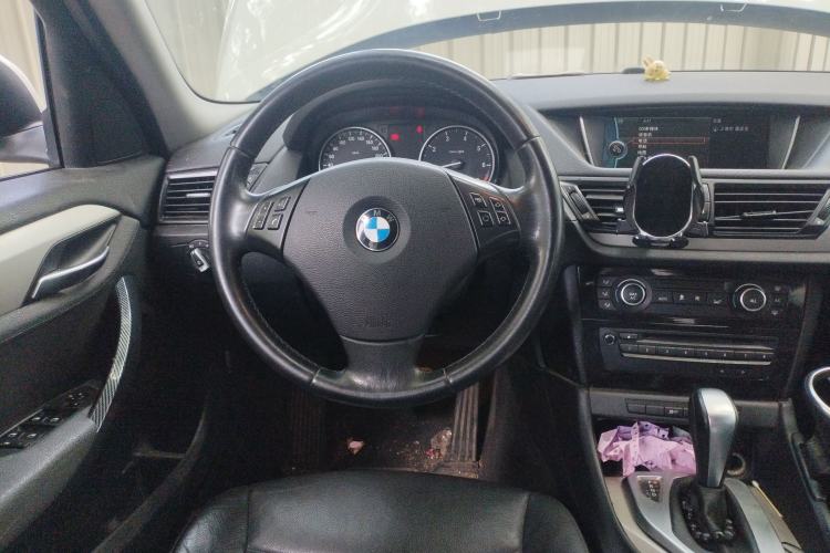 Used BMW X1 2012 sDrive18i Luxury Edition
