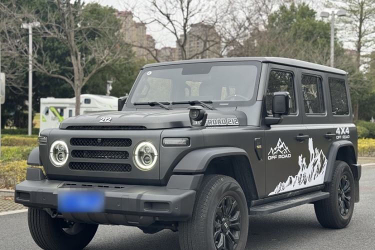 Used 212 T01 2024 2.0T Mechanic