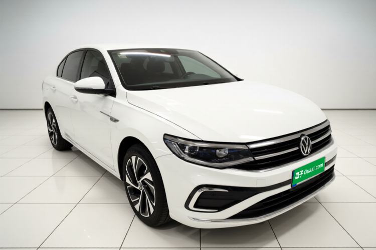 Used Volkswagen Bora 2023 300TSI DSG Prestige Edition