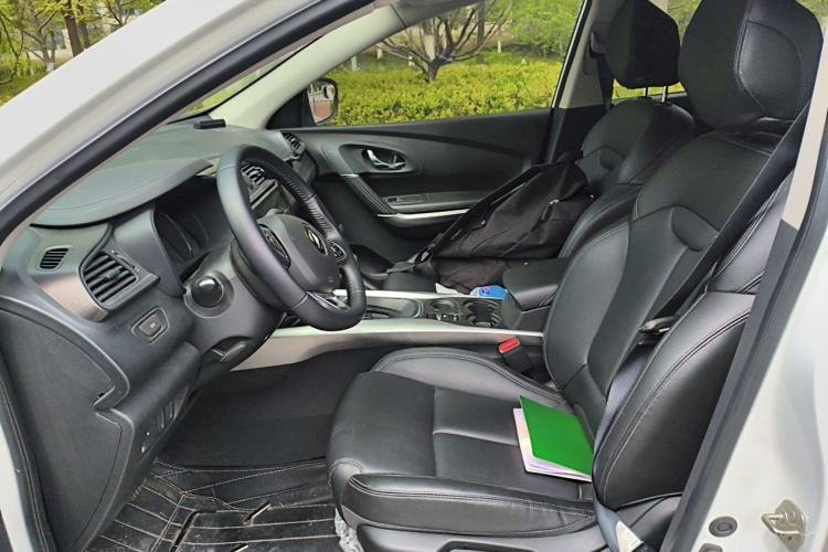 Used Renault Kadjar 2017 2.0L Two-Wheel-Drive Leading Edition