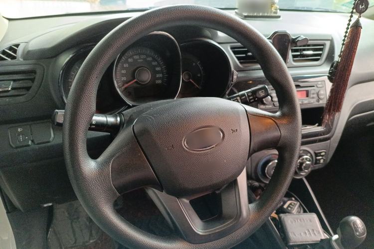 Used Kia K2 2012 Hatchback 1.4L MT Cool Edition Commemorative Model
