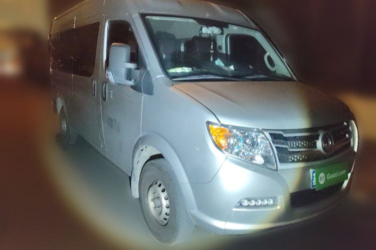 Used Dongfeng Yufeng 2021 2.0T Power King Front-Drive Logistics Vehicle Long Wheelbase Mid-Roof Design 6–9 Seats China VI Emission Standard ZD20