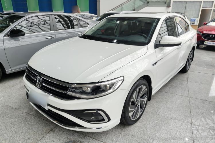 Used Volkswagen Bora 2023 300TSI DSG Prestige Edition