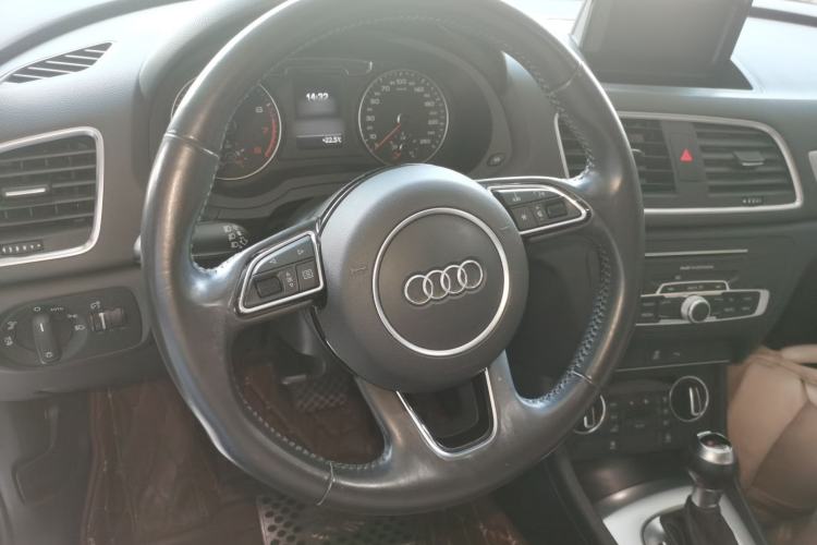 Used Audi Q3 2017 30 TFSI Fashion Model
