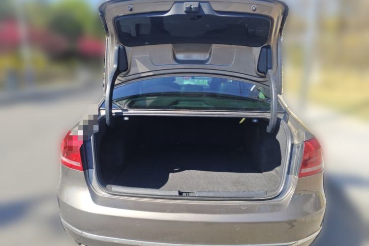 Used Volkswagen Passat 2014 1.8TSI DSG Prestige Edition Trunk