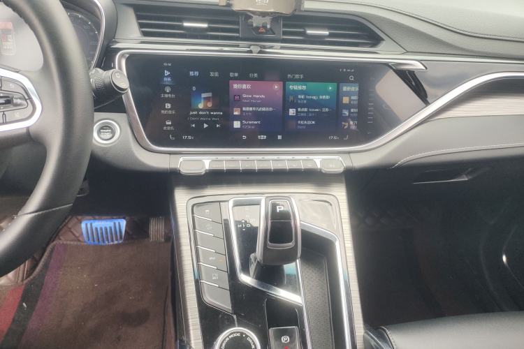 Used Geely Auto Emgrand X7 Sport 2020 1.8TD DCT ZhiZun PRO Audio And AC Panel