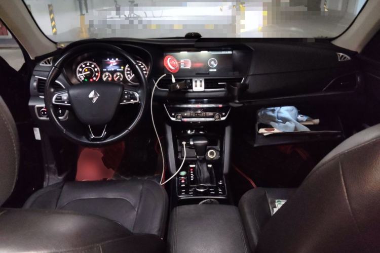 Used BORGWARD BX7 2016 28T Two-Wheel Drive Luxury Version 5 Seats
