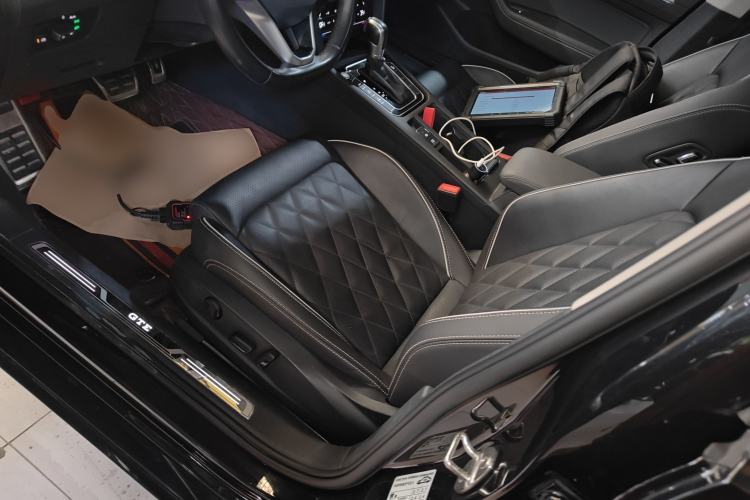 Used Volkswagen Magotan GTE Plug-in Hybrid 2022 GTE Luxury Model