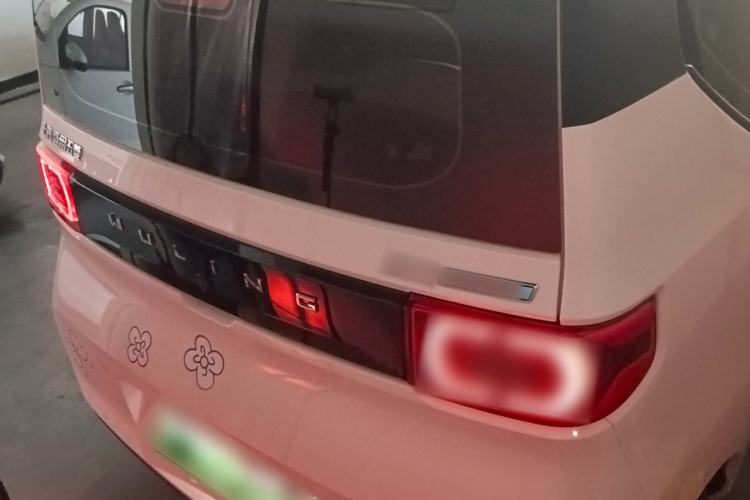 Used Wuling Hongguang MINIEV 2021 Macaron Premium Model – Lithium Iron Phosphate