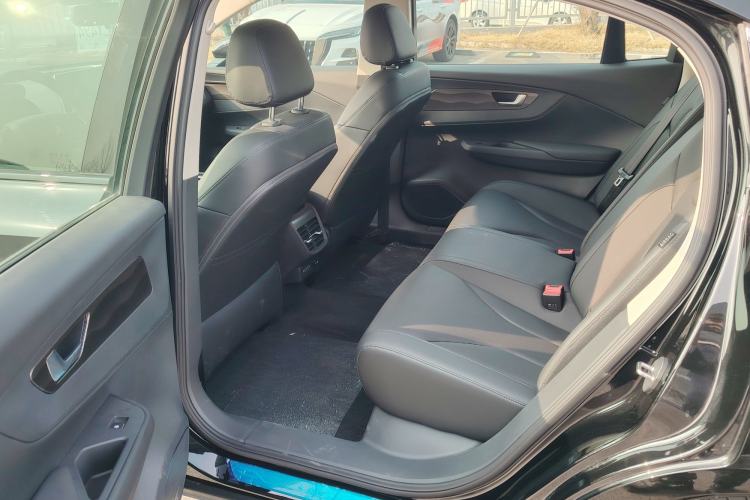 Used Hongqi E-QM5 2023 Revised Version Basic Travel Edition
